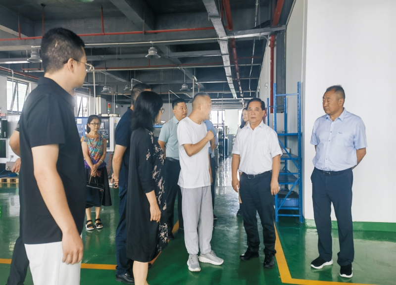 协助鸣腾科技项目专家现场检查